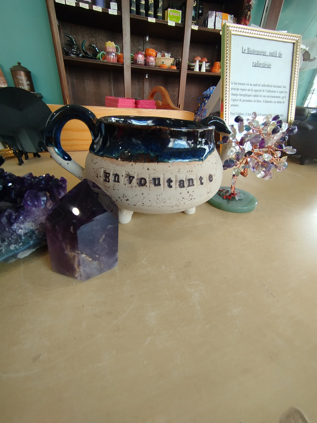 🔮 Chaudron d'Intention en céramique— "Je suis envoûtante" - mug en grès Pyrité